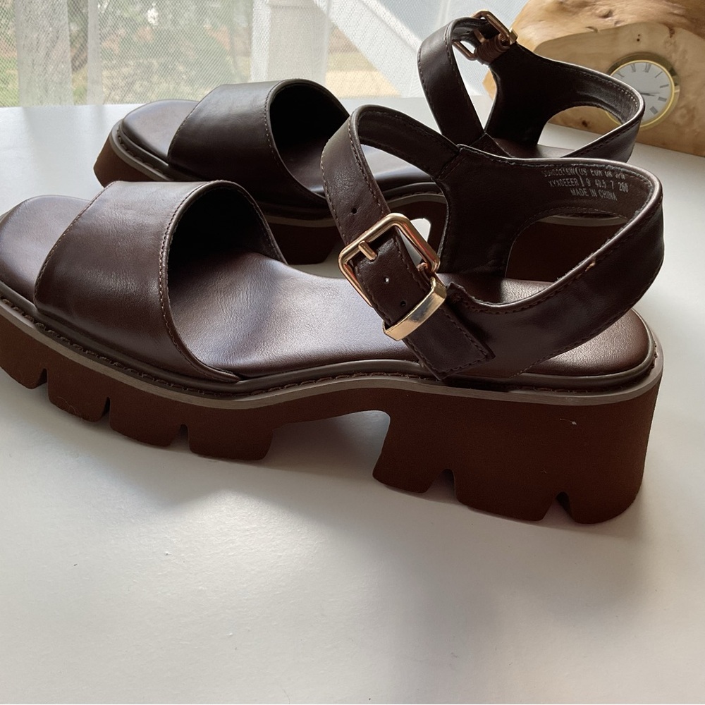 Dream Pairs Brown Platform Ankle-Strap Sandals - Picture 5 of 6